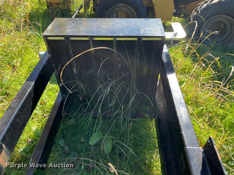 image for item EN5795 Vermeer rod rack