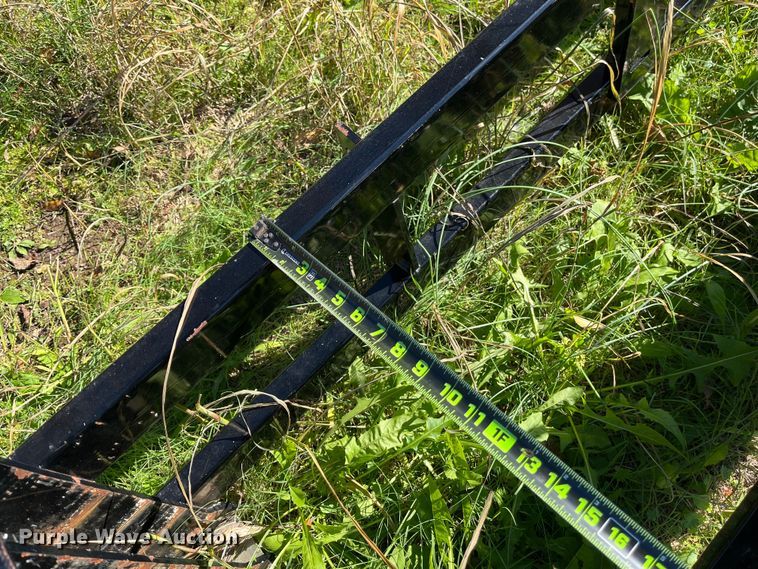 image for item EN5795 Vermeer rod rack