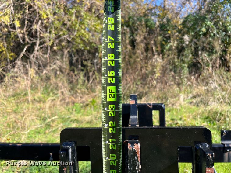 image for item EN5795 Vermeer rod rack