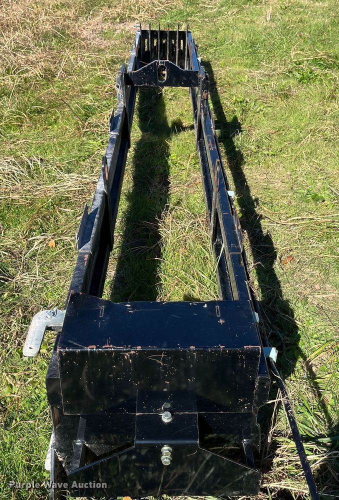 image for item EN5796 Vermeer rod rack