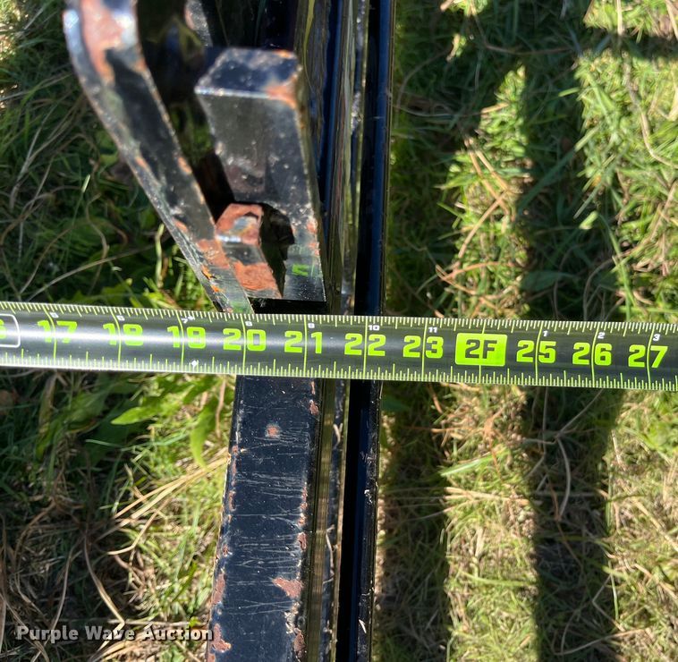 image for item EN5796 Vermeer rod rack