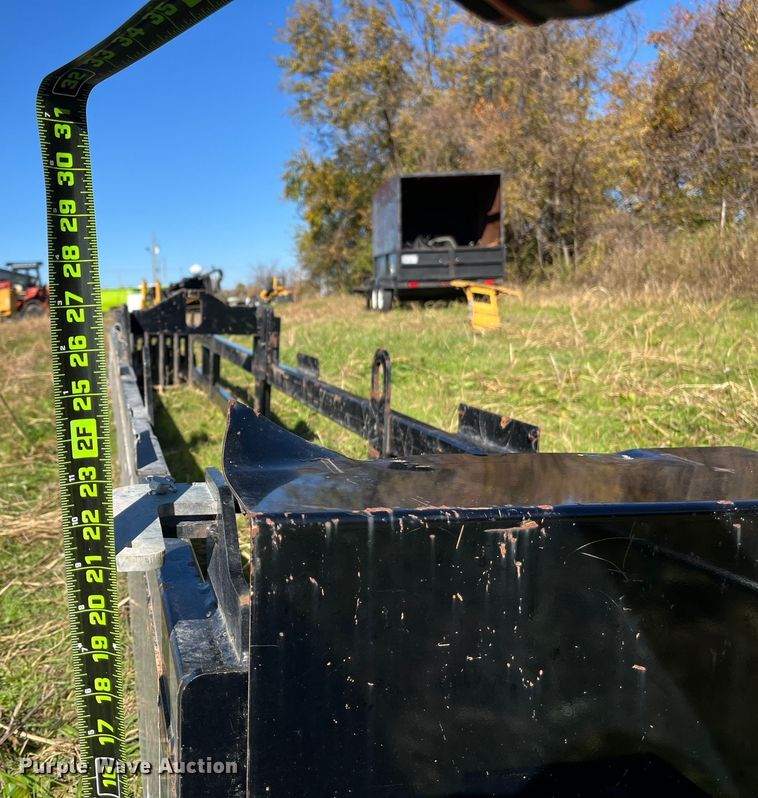 image for item EN5796 Vermeer rod rack