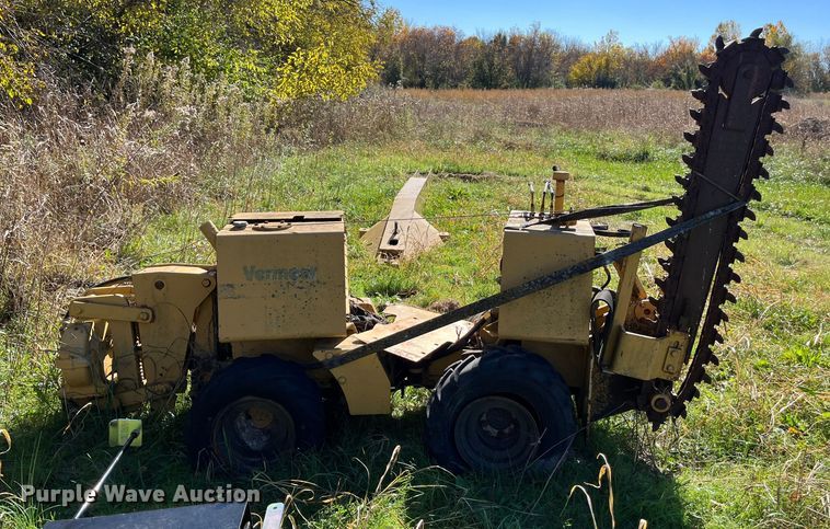 image for item EN5797 1993 Vermeer LM40 trencher