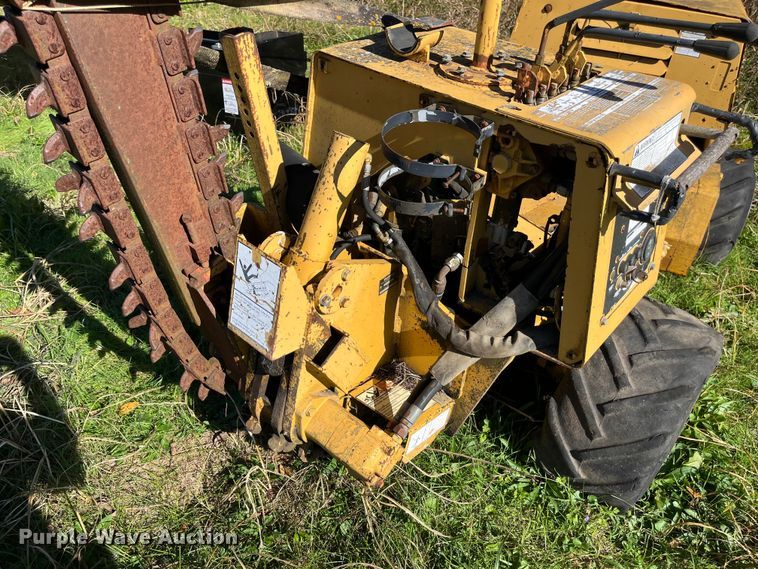 image for item EN5797 1993 Vermeer LM40 trencher