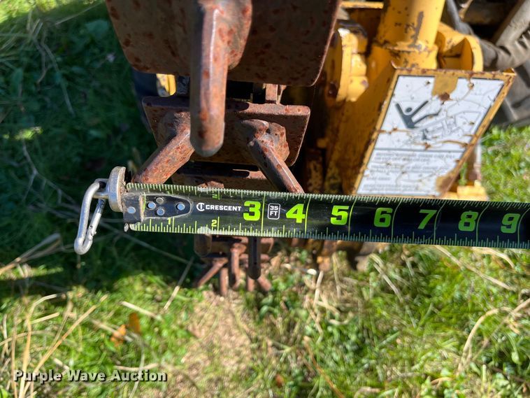 image for item EN5797 1993 Vermeer LM40 trencher