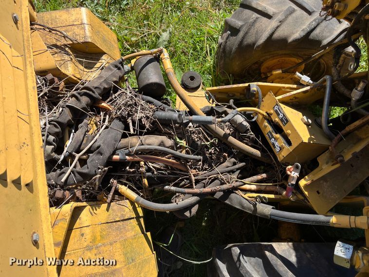 image for item EN5797 1993 Vermeer LM40 trencher