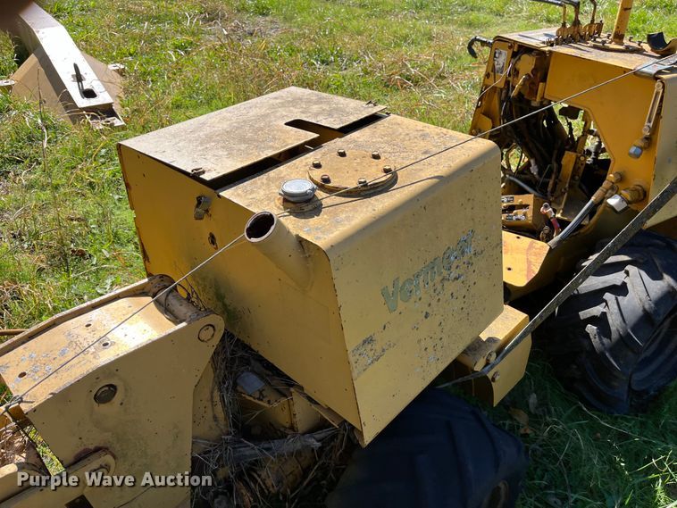 image for item EN5797 1993 Vermeer LM40 trencher