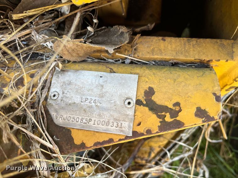 image for item EN5797 1993 Vermeer LM40 trencher