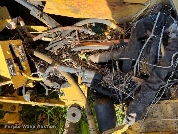 image for item EN5797 1993 Vermeer LM40 trencher