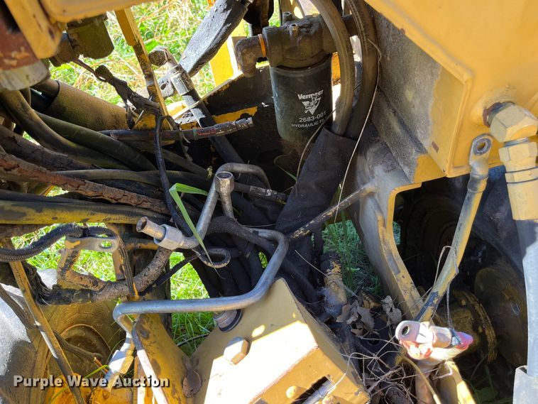 image for item EN5797 1993 Vermeer LM40 trencher