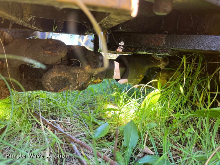 image for item EN5797 1993 Vermeer LM40 trencher