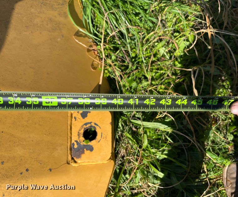 image for item EN5798 Vermeer track trencher bridge