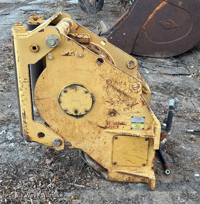 image for item EN5799 Paccar PA50-82VE winch