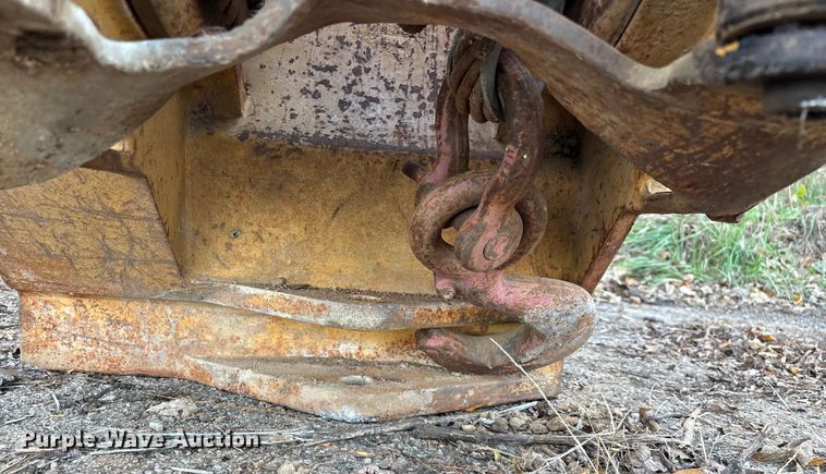 image for item EN5799 Paccar PA50-82VE winch