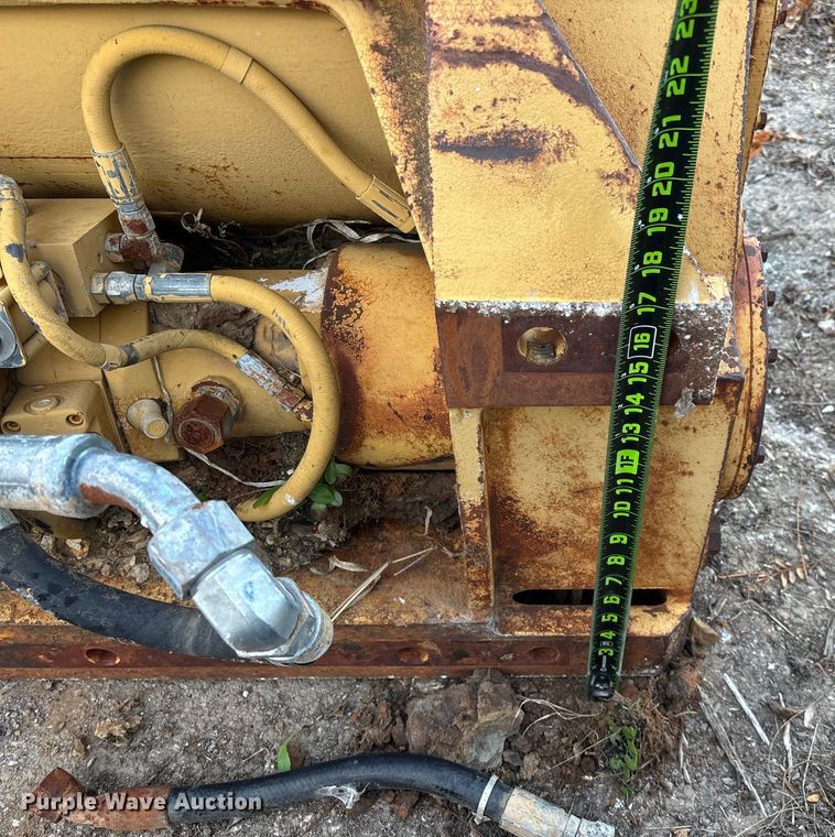 image for item EN5799 Paccar PA50-82VE winch