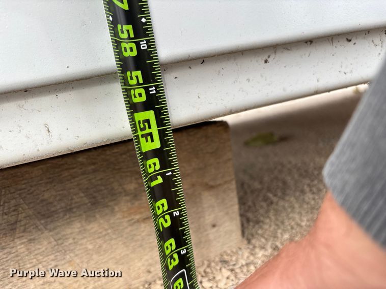 image for item EN5813 2012 IMT D0M1S3 J781688 service bed