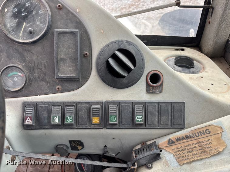 image for item EN5824 2001 Terex DC-TA30-02 articulated haul truck