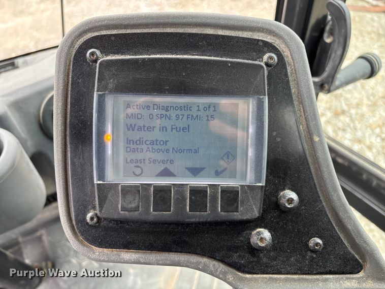 image for item EN5843 2016 Caterpillar CS54B single drum roller