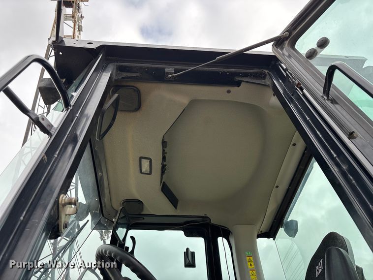 image for item EN5843 2016 Caterpillar CS54B single drum roller