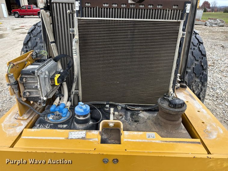 image for item EN5843 2016 Caterpillar CS54B single drum roller