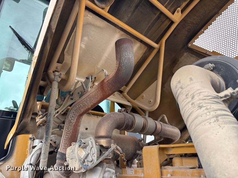 image for item EN5843 2016 Caterpillar CS54B single drum roller