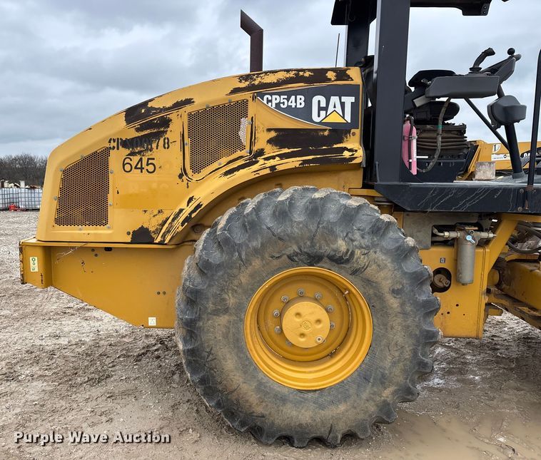 image for item EN5844 2015 Caterpillar CP54B single drum roller