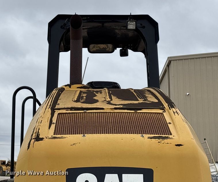 image for item EN5844 2015 Caterpillar CP54B single drum roller