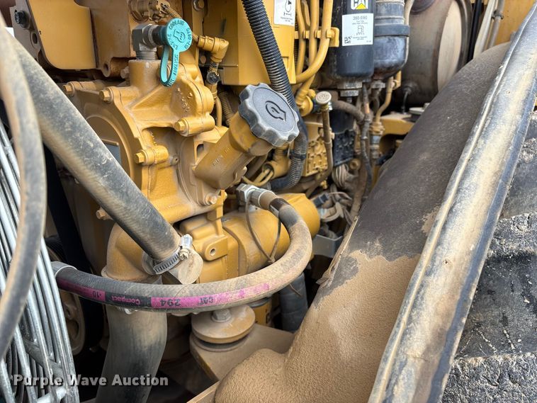 image for item EN5844 2015 Caterpillar CP54B single drum roller