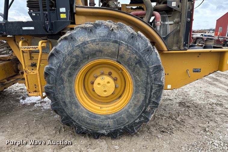 image for item EN5844 2015 Caterpillar CP54B single drum roller