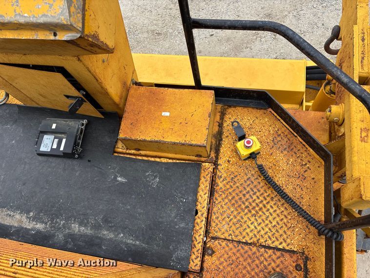 image for item EN5851 Gomaco 9000 trimmer