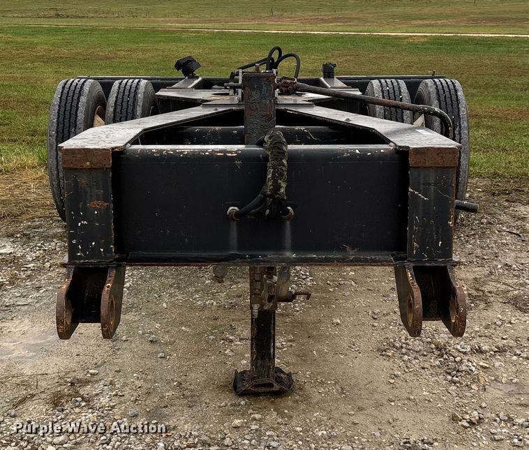 image for item EN5852 2008 Load King FL 201 SF booster axle 