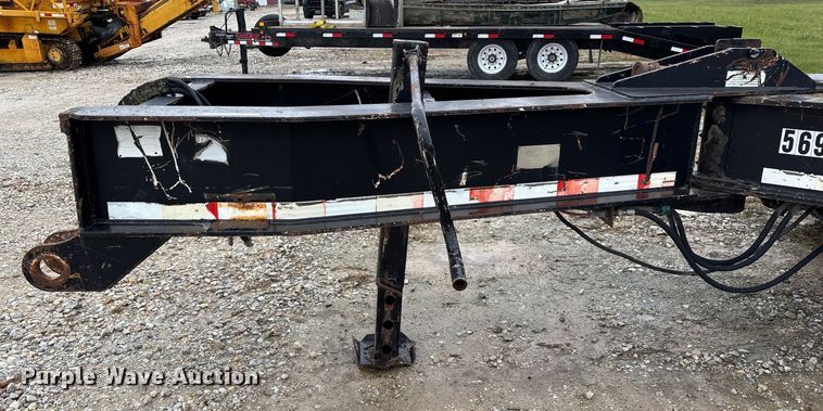 image for item EN5852 2008 Load King FL 201 SF booster axle 