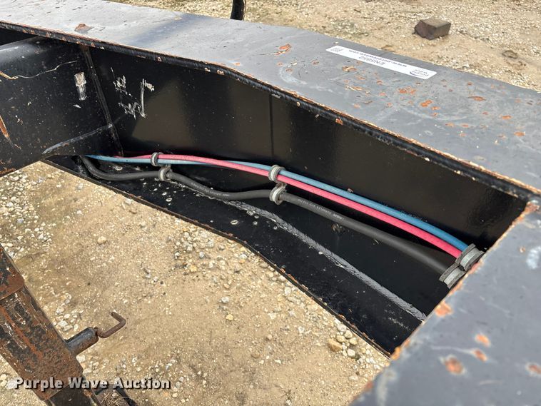 image for item EN5852 2008 Load King FL 201 SF booster axle 