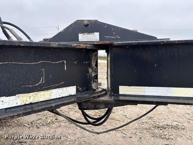 image for item EN5852 2008 Load King FL 201 SF booster axle 