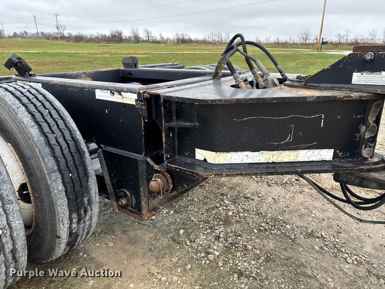 image for item EN5852 2008 Load King FL 201 SF booster axle 