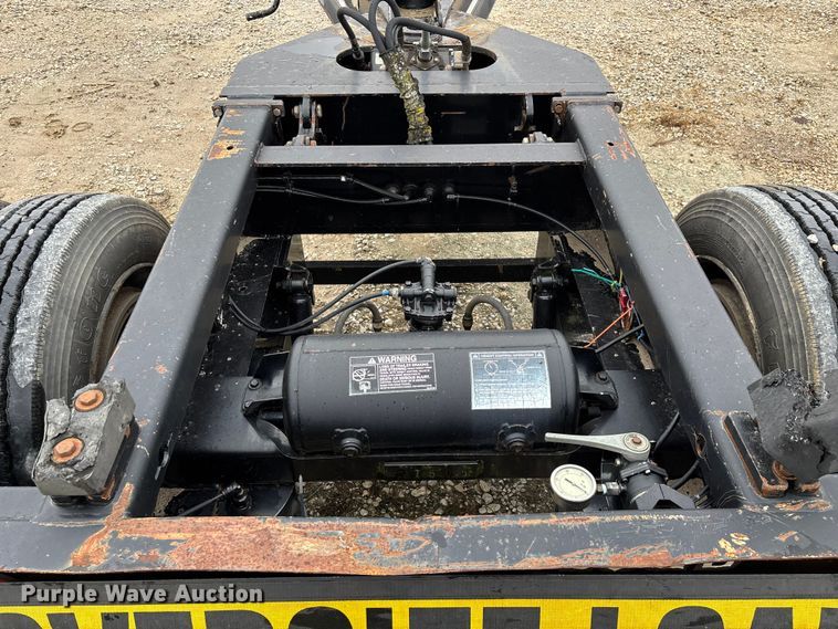 image for item EN5852 2008 Load King FL 201 SF booster axle 