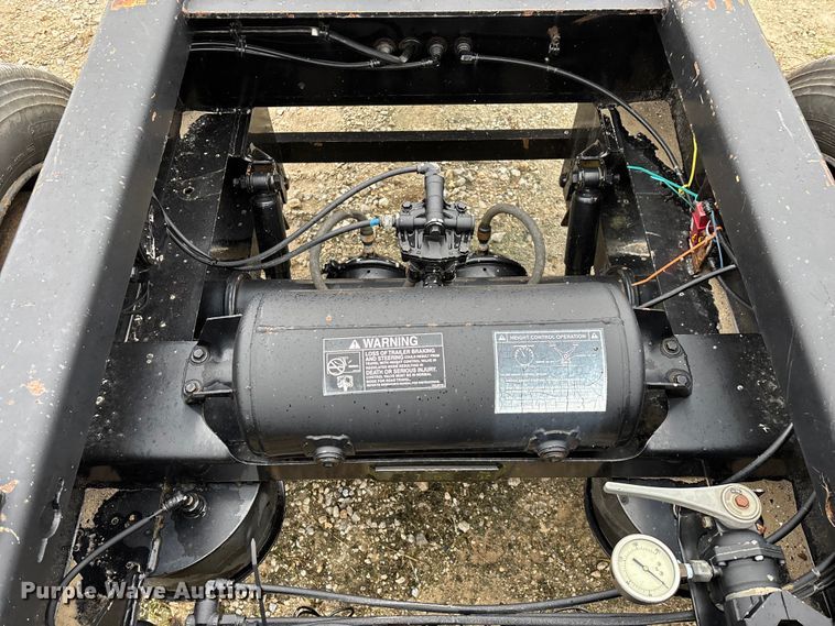 image for item EN5852 2008 Load King FL 201 SF booster axle 