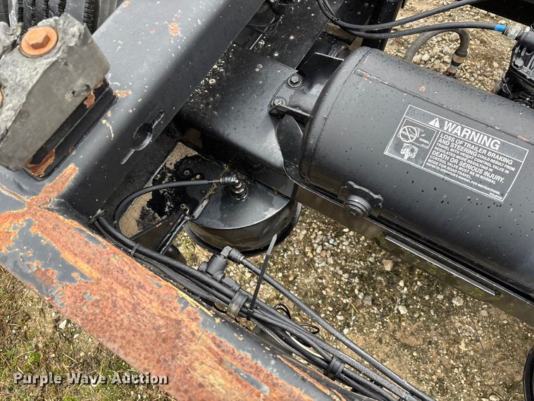 image for item EN5852 2008 Load King FL 201 SF booster axle 