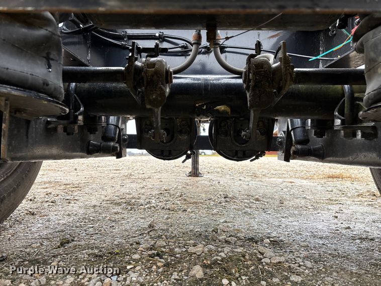 image for item EN5852 2008 Load King FL 201 SF booster axle 