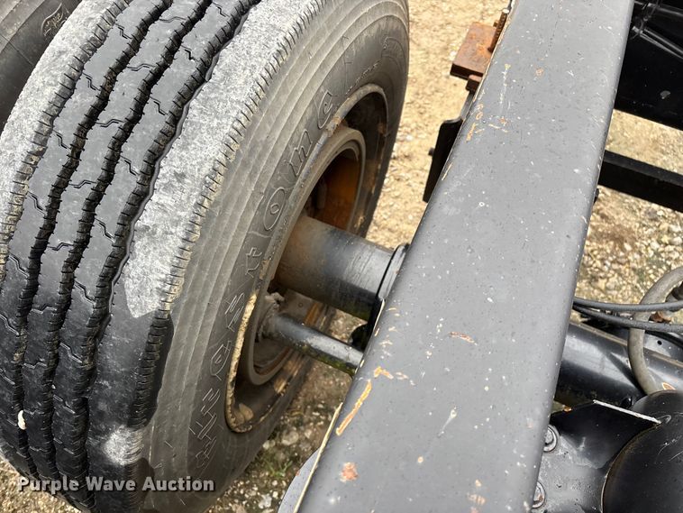 image for item EN5852 2008 Load King FL 201 SF booster axle 