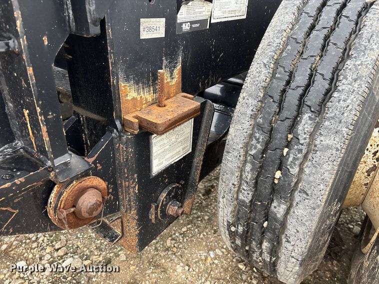 image for item EN5852 2008 Load King FL 201 SF booster axle 