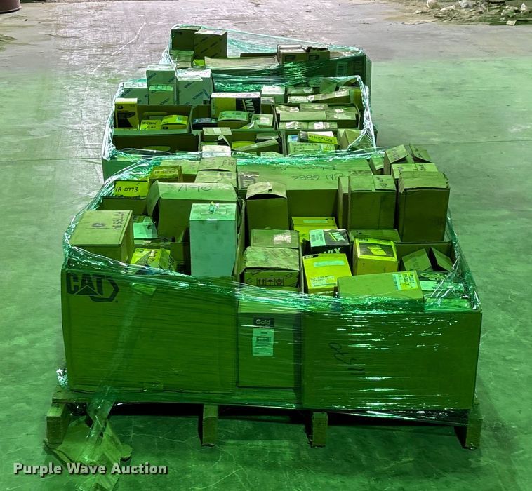 image for item EN5856 (3) pallets of filters