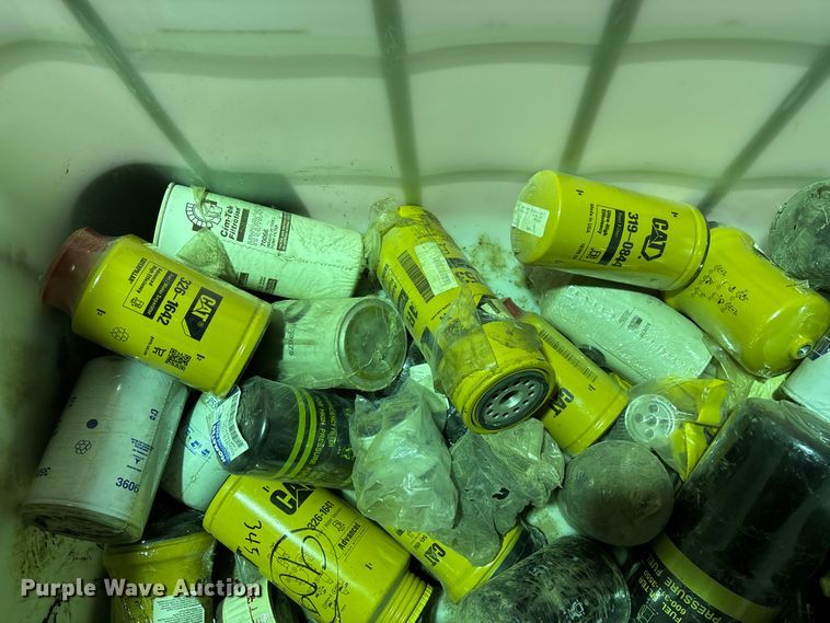 image for item EN5858 Container of filters