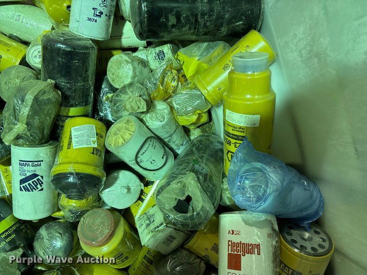 image for item EN5858 Container of filters