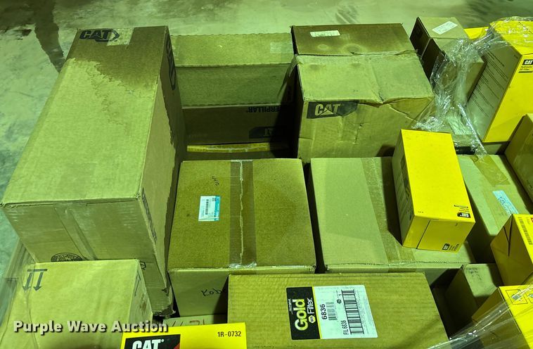 image for item EN5859 Pallet of filters