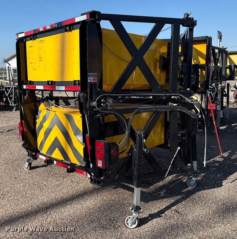 image for item EP0603 2021 Trinity SS180TMA crash attenuator