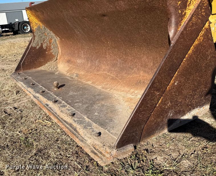 image for item EP0962 2005 John Deere 310G backhoe