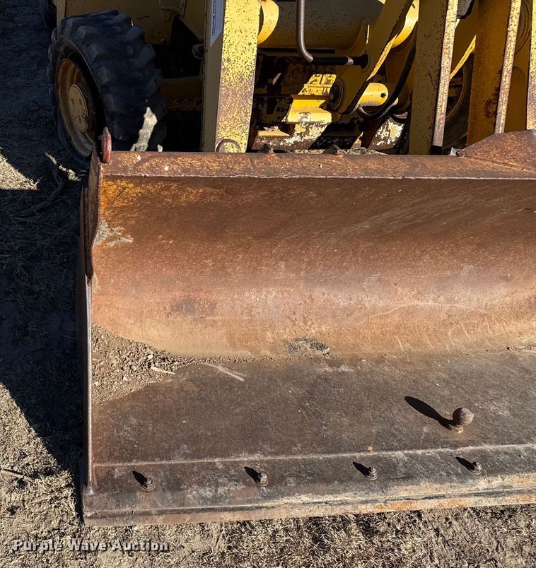 image for item EP0962 2005 John Deere 310G backhoe