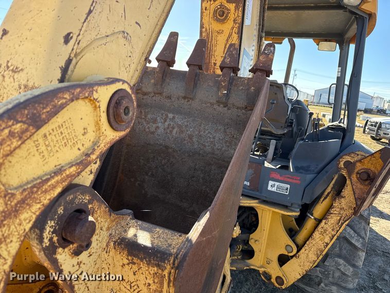 image for item EP0962 2005 John Deere 310G backhoe