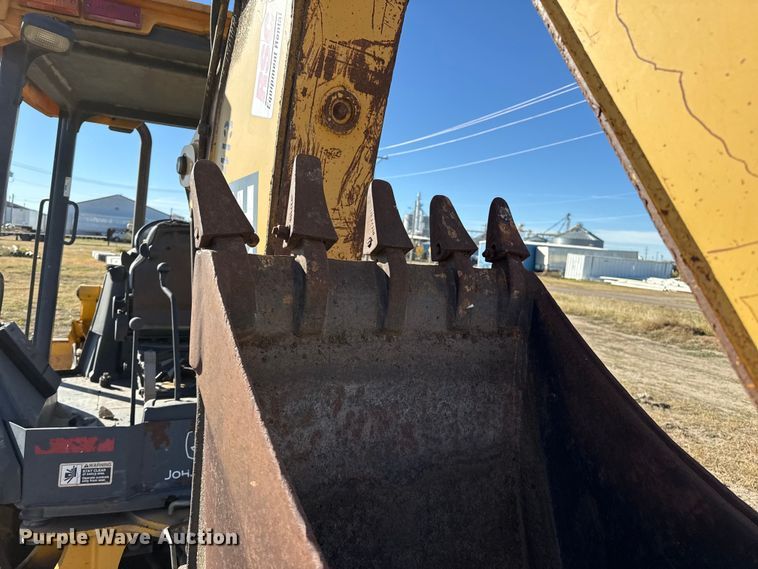 image for item EP0962 2005 John Deere 310G backhoe